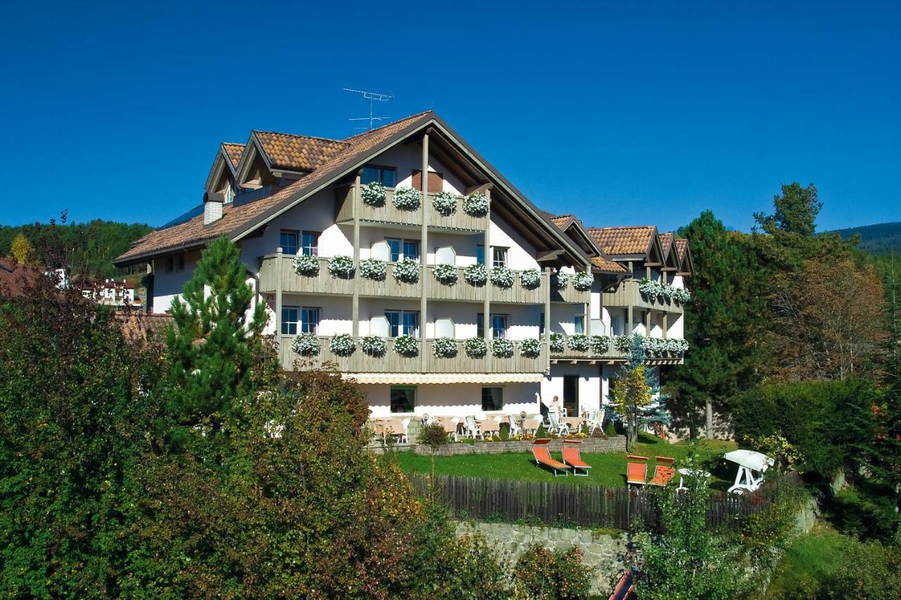 Hotel Dolomitenblick Collalbo Exterior foto